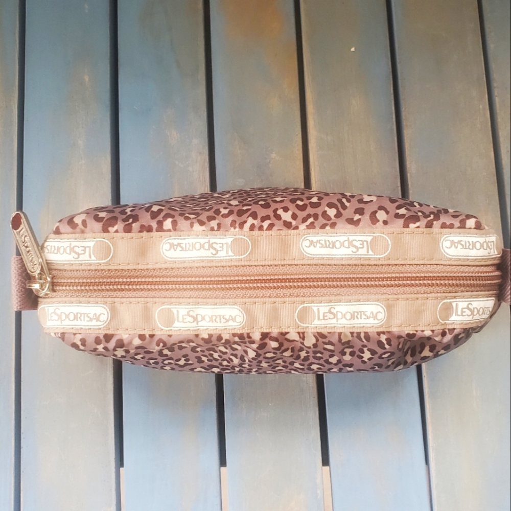 Lesportsac Rectangular Makeup Bag Leopard Print V… - image 2